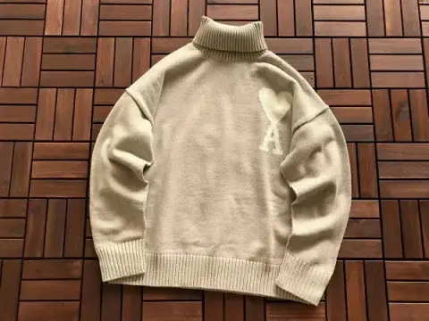 AMI Sweater