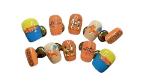 Hermès Nail Art