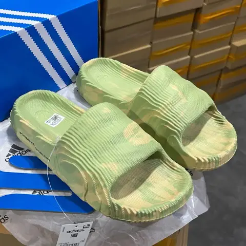Adidas Adilette