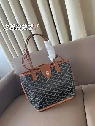 Goyard Bag