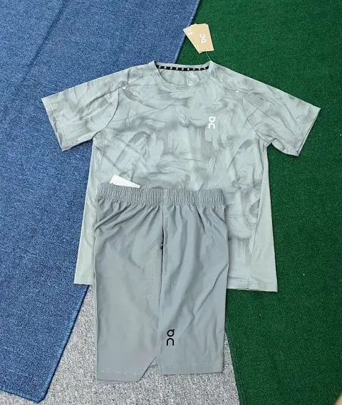 On Running Sports T-shirt & Shorts Set
