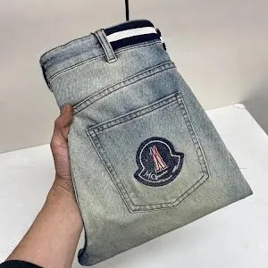 Moncler Jeans