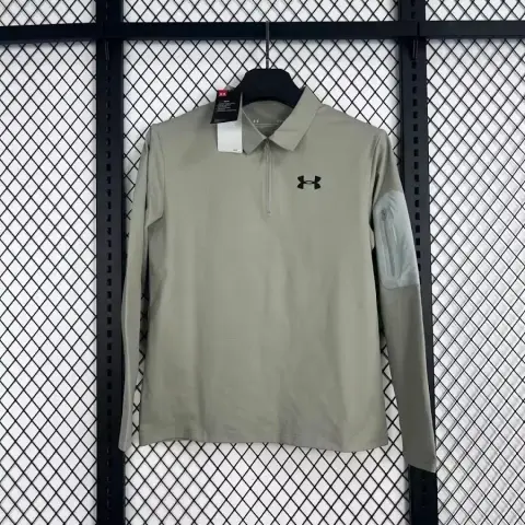 Under Armour Sweatshirt