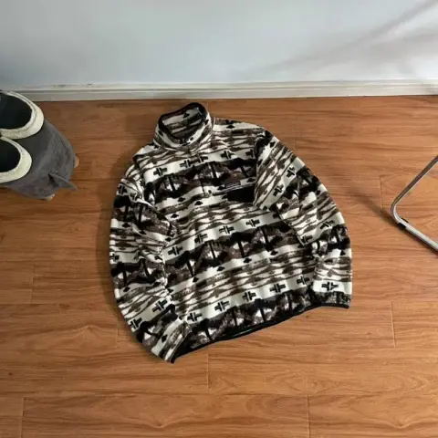 Patagonia Sweatshirt