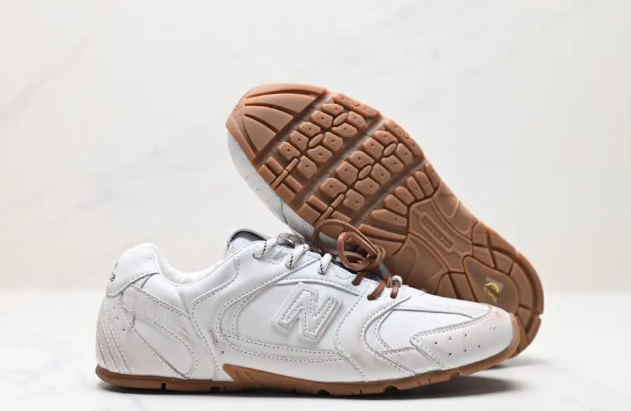 New Balance&miu Miu