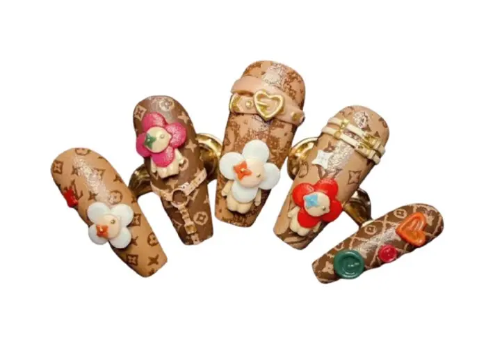LV Nail Art