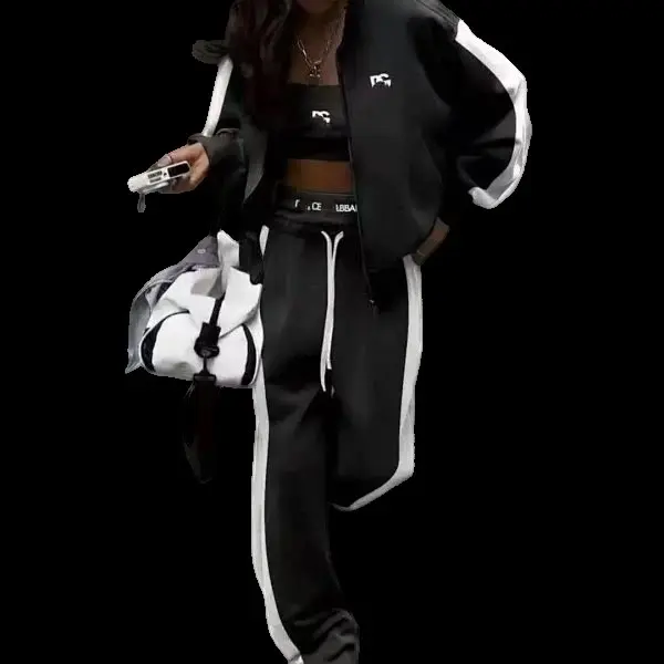 CHANEL suit