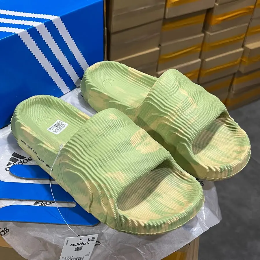 Adidas Adilette