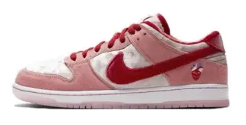 Dunk SB StrangeLove Valentine's Day