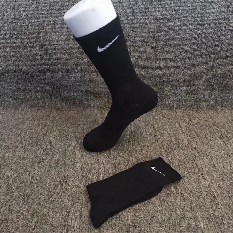 NIKE Socks