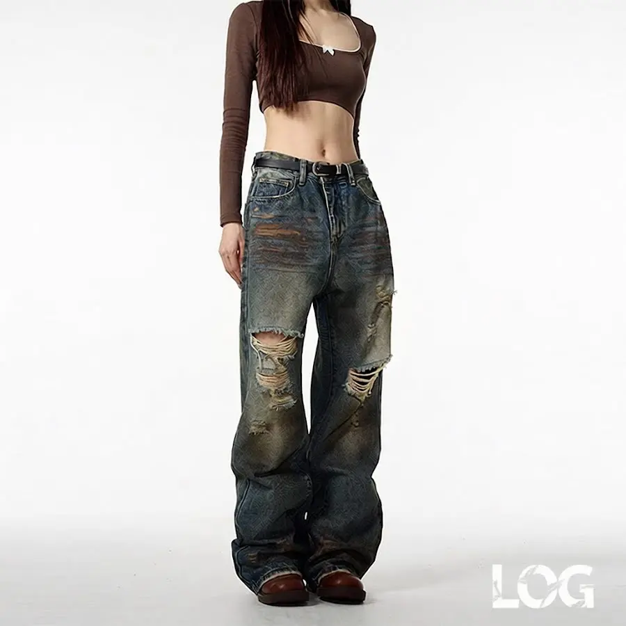 Vintage Distressed Straight Jeans