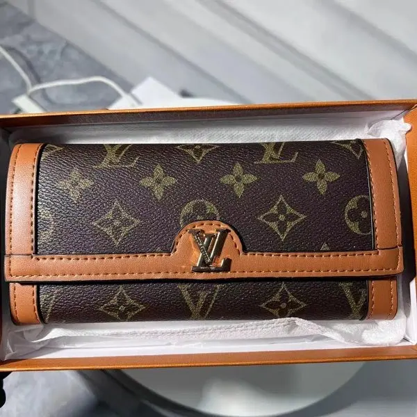 LV Wallet