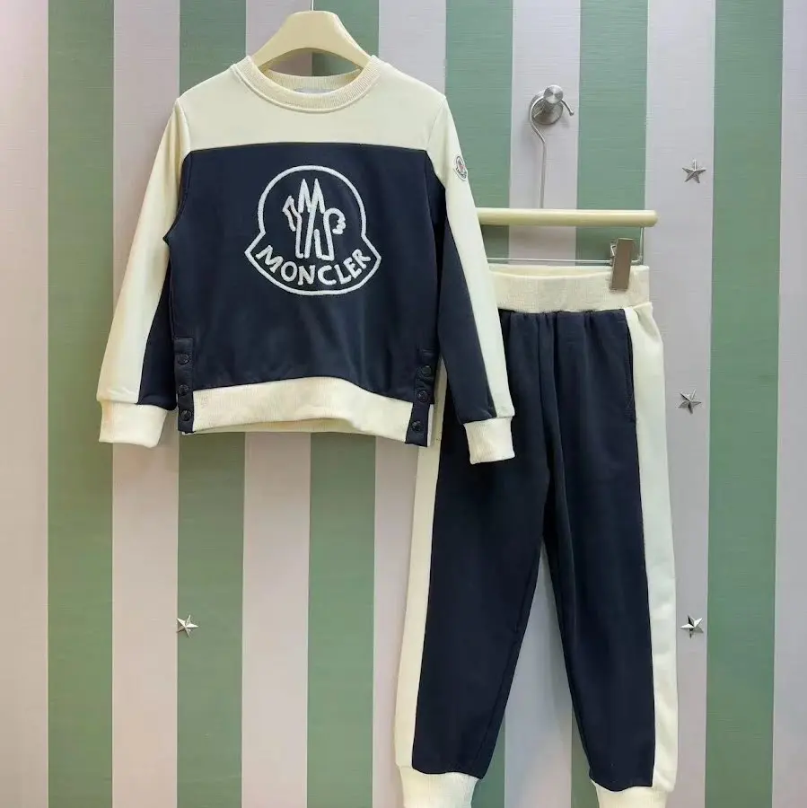 Moncler Children’s Set