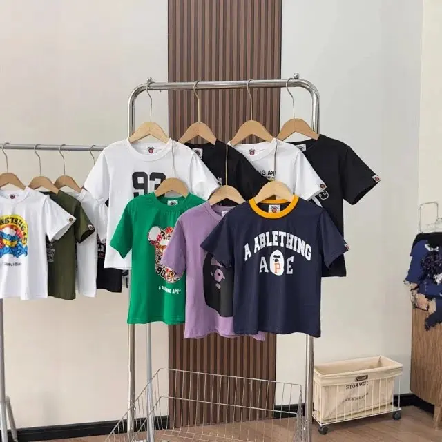 Ape head Children's T-shirt