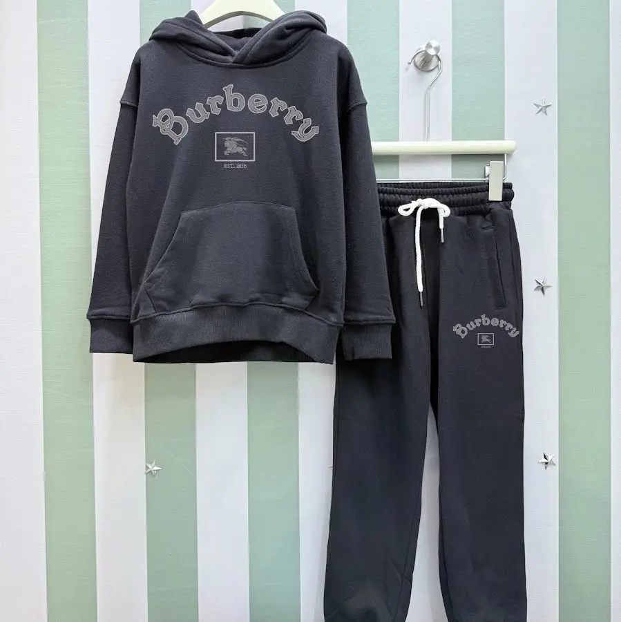Burberry Children‘s Set