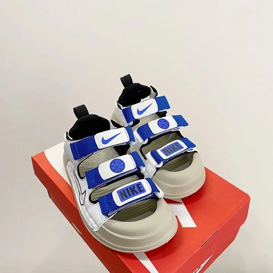 Nike children's Slippers Shoes