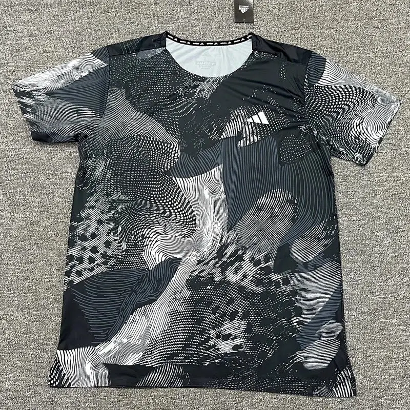 Adidas T-shirt