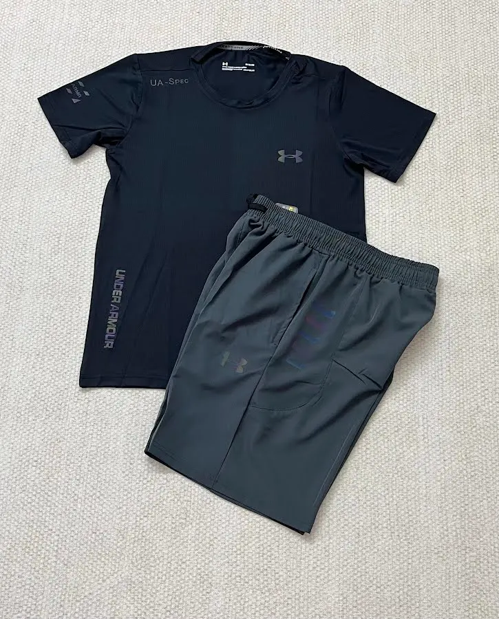 Under Armour T-shirt & Shorts Set