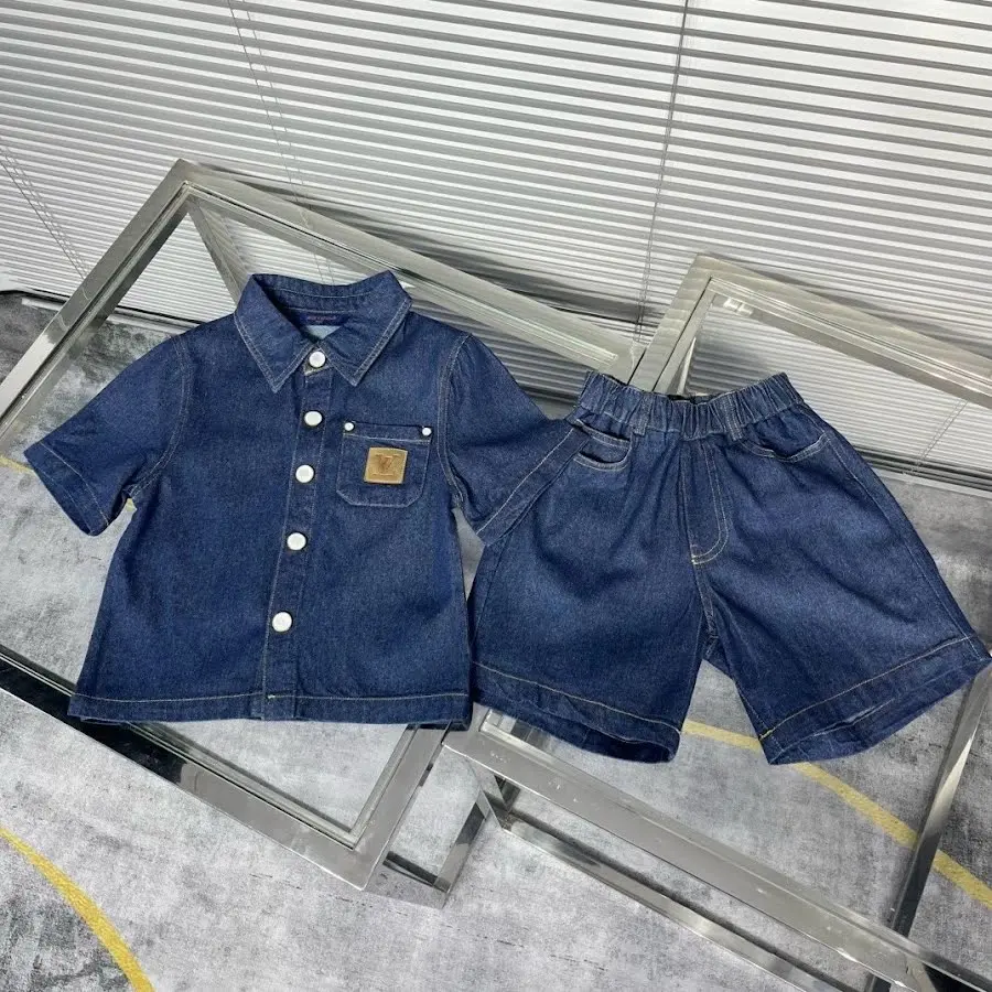 LV Louis Vuitton Children‘s Set