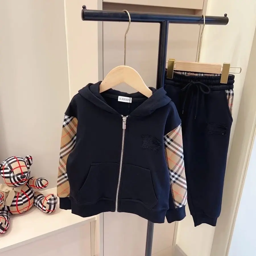 Burberry Children‘s Set