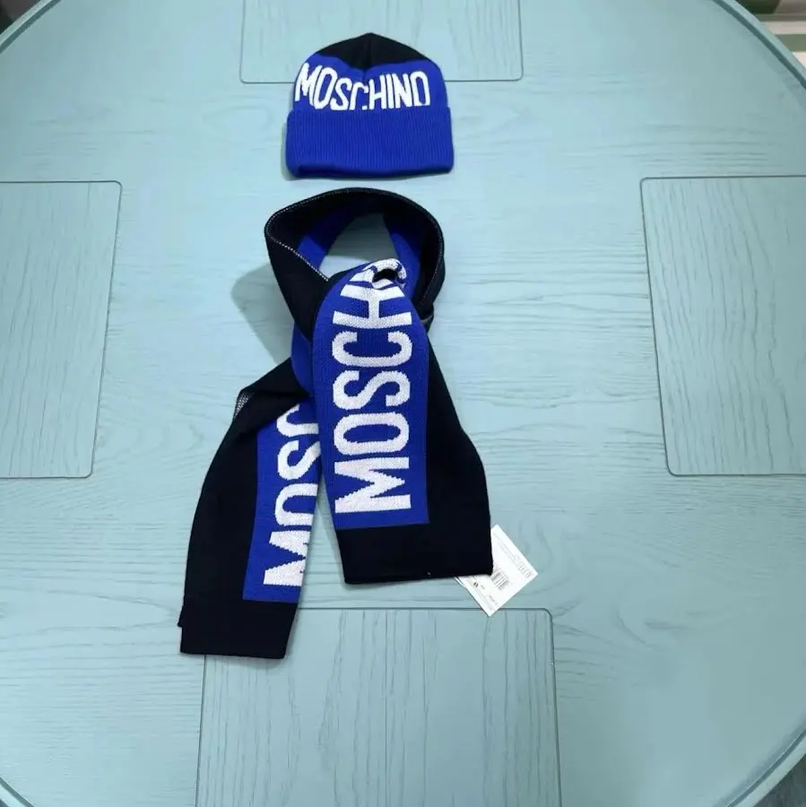 Moschino Children’s scarf