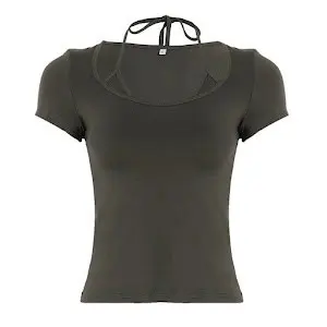 Strapless, square-neck tight short-sleeved shirt