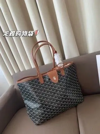 Goyard Bag